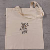 bestickte Stofftasche aus Biobaumwolle -Buch mit Blumen Bild 1