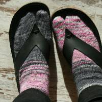 Anleitung: Tabi Toes - Socken stricken für Zehensandalen Bild 10