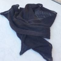Leichtes Schultertuch Sommertuch Schal mit kleinem Zopfmuster aus Mohair mit Seide Schwarz ➜ Bild 4