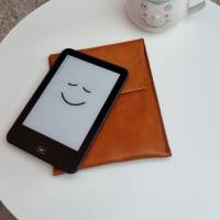 Hochwertige eBook Reader Hülle aus Leder in einem schönen cognac Ton - Langlebiger Schutz für dein Lesegerät Bild 6