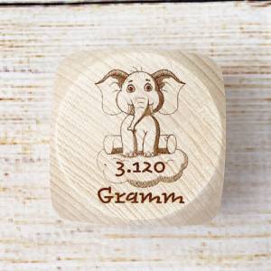 Holzwürfel personalisiert Baby mit Gravur, zur Geburt mit Namen, 6 Seiten Gravur Bild 6
