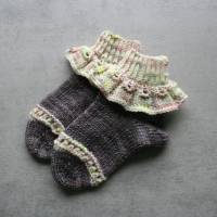 Anleitung: Fairy Steps - Socken mit Rüsche stricken 14 Größen von Baby bis Erwachsene Bild 9