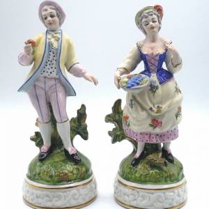 2 Porzellan Rokoko Figuren Dame und Kavalier Bild 4