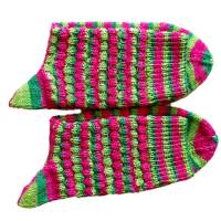 Socken aus handgefärbter Wolle, Größe 40/42, Ringelsocken, Erdbeeren, Grün, Rot Bild 3