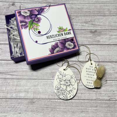 Deko- / Geschenkanhänger aus Raysin in Geschenkverpackung zum Muttertag, Geburtstag o. anderen Anlässen, „Danke“