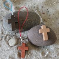 Miniaturkreuze aus Holz, Handyanhänger, Glücksbringer Bild 1