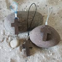 Miniaturkreuze aus Holz, Handyanhänger, Glücksbringer Bild 2