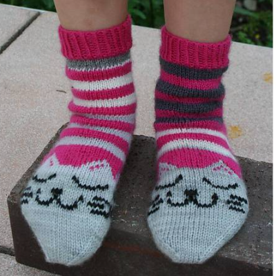 Anleitung: Vroni - Katzen Socken stricken