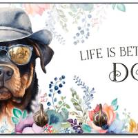 Hundegarderobe LIFE IS BETTER WITH A DOG mit Rottweiler Bild 1