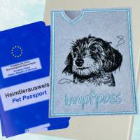 Einsteckhülle für Impfpass/EU-Heimtierausweis mit Hundemotiv bestickt, gefertigt aus Filz - ein ganz besonderes Geschenk Bild 2