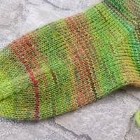 Handgestrickte Socken Grün- bunt Größe 34/35 Bild 3