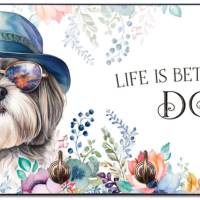 Hundegarderobe LIFE IS BETTER WITH A DOG mit Shih Tzu Bild 1