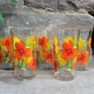5 Saftgläser Limonadengläser Wassergläser Gläser poppiges Blumendekor Vintage 80er 90er Jahre Italy Bild 1