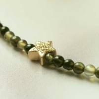 Zartes Verdelith, grüner Turmalin, Sternchen Armband, vergoldetes Silber Bild 4