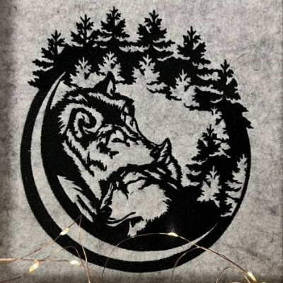 Wolfspaar Stickdatei – Digitale Stickmuster für individuelle Textilien | DreamEmbroid