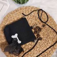 Hundeleckerlibeutel (Farbbeispiel schwarz) aus Polstercanvas, Futterbeutel zum umhängen, Kotbeutelfach Bild 1