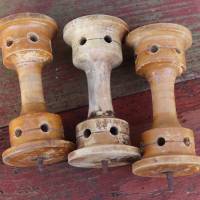 3 antike Garnspulen aus Weberei Holz Bild 6