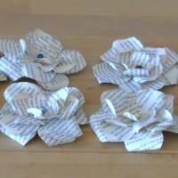 Papierblumen - Fantasieblüten 12 Stück // Papierblüten // Blüten // Tischdeko // Dekoration // Streudeko // alte Buchsei Bild 5