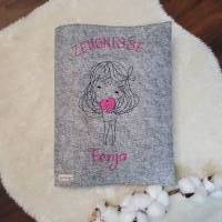 Zeungismappe Mädchen mit Herz / mit Sichtbuch und Stickerei / Personalisiert Bild 1