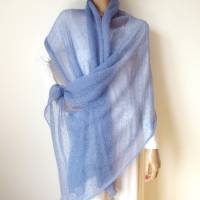 Blaues Tuch mit silberfarbigen Lurex, gestrickte Stola aus Mohair, festlicher Damen Schal helle Farbe Bild 5