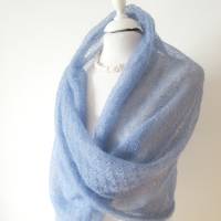 Blaues Tuch mit silberfarbigen Lurex, gestrickte Stola aus Mohair, festlicher Damen Schal helle Farbe Bild 8