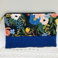 Kosmetiktasche Blüten, Schminktäschchen blau , Make up Tasche Muster,kleines Täschchen Bild 5