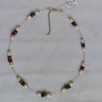 Halskette mit Zuchtperlen und Perlmutt-Chips weiß-bunt Bild 3