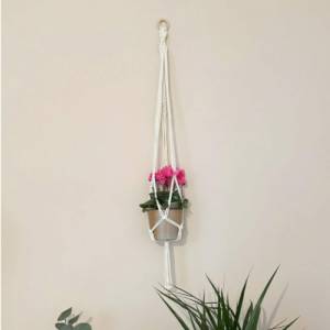 Handgefertigte Makramee Blumenampel in Weiß - Modernes Boho Design - Perfekte Dekoration für Pflanzenliebhaber - Innen- Bild 1