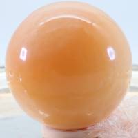 GROSSE Orangen Calcit Edelsteinkugel 62 mm, Meditation und Heilsteine, glänzende Kugel, Wunderbarer Kristall Bild 2