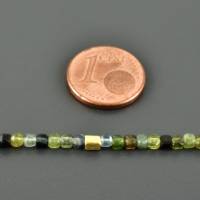 Minimalistische Turmalinkette mit kleinen Würfeln, vergoldetes 925er Silber - Halskette Collier zart grün Turmalin gold Bild 5