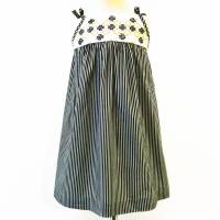 Kleid 98 /104, schwarz weiß gelb, Stickerei, Upcycling, Unikat, Sommerkleid, Strandkleid, Trägerkleid Bild 6