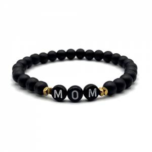 Schwarzes Glasperlenarmband - Mom, Muttertag, Geschenkidee, Armband, Buchstabenarmband Bild 1