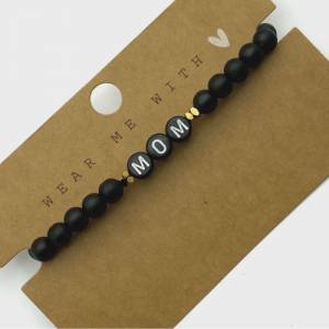 Schwarzes Glasperlenarmband - Mom, Muttertag, Geschenkidee, Armband, Buchstabenarmband Bild 3
