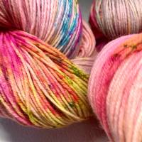 SUMMERSPLASH- Handgefärbte Merino-Wolle im Strang Bild 5