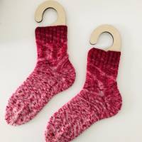 handgefärbte Sockenwolle mit tollem Farbverlauf, 4-fädig Bild 2