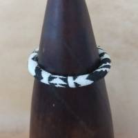 Armband Ethnoband schwarz-weiß unisex Bild 2