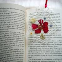 Lesezeichen mit echten gepressten Blüten, Zaubertrankflasche Bild 2
