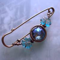 Dekorative Tuchnadel orientalisch Türkis Blau wie ein Pfau, funkelnde Bronze Schalnadel mit Glasperlen Bild 4