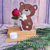 ITH Stickdatei Teddybär mit Blumen Bild 8