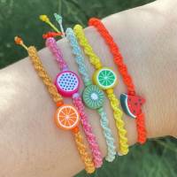 Summer Fruits - Makramee-Armbänder in Neon-Farben mit Sommerfrüchten Bild 3