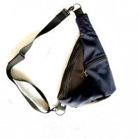 Männertasche, Cross Body Bag für Männer , Männerhandtasche in schwarz und dunkelblau mit weißen, abgesteppten Nähten Bild 1