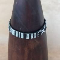 Armband Ethnoband schwarz-weiß unisex Bild 3