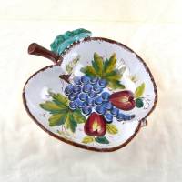 Handbemalte mediterrane Schale aus Keramik mit Traubenmotiv Bild 2