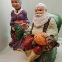 Nostalgisches Weihnachtsmannpaar aus Keramik Bild 3