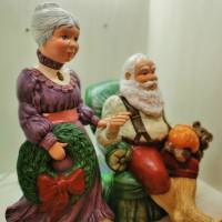 Nostalgisches Weihnachtsmannpaar aus Keramik Bild 6