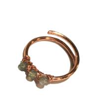 Kupfer Ring handgemacht mit Mini Achat khaki grün funkelnd m Bandring wirework gehämmert Bild 1