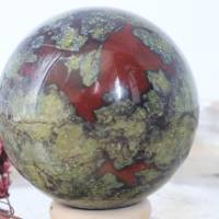 DRACHENBLUT JASPIS DRACHENSTEIN 56 mm aus Australien, Meditation und Heilsteine, glänzende Kugel, Wunderbarer Kristall Bild 4