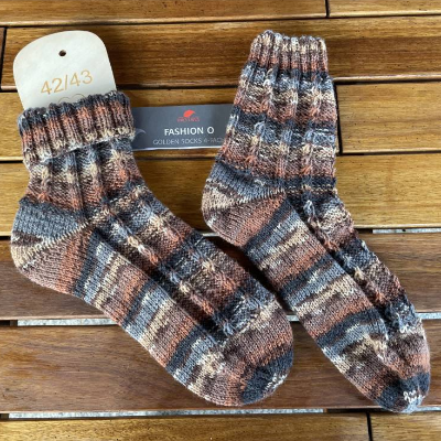 Handgestrickte Socken Gr. 42/43