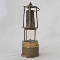 kleine alte Petroleum Lampe aus Messing Bild 1