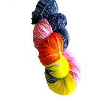 #2350, weiche Sockenwolle, Tuchwolle, 4-fach Sockenwolle, Atelier Zitron, Merino extrafine, wildernd Bild 4